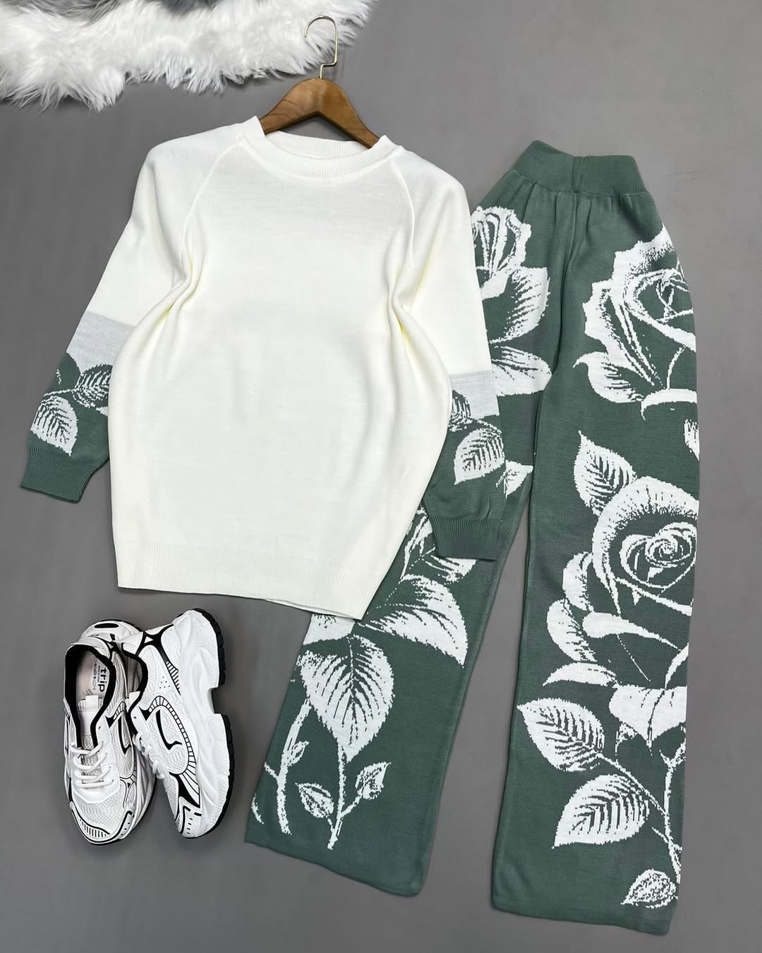 🌸 Flower Printed 2-Pcs Co-Ord Set for Winters (WWTS-19)